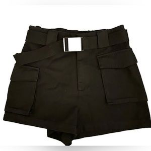 ARITZIA Tna Cargo shorts